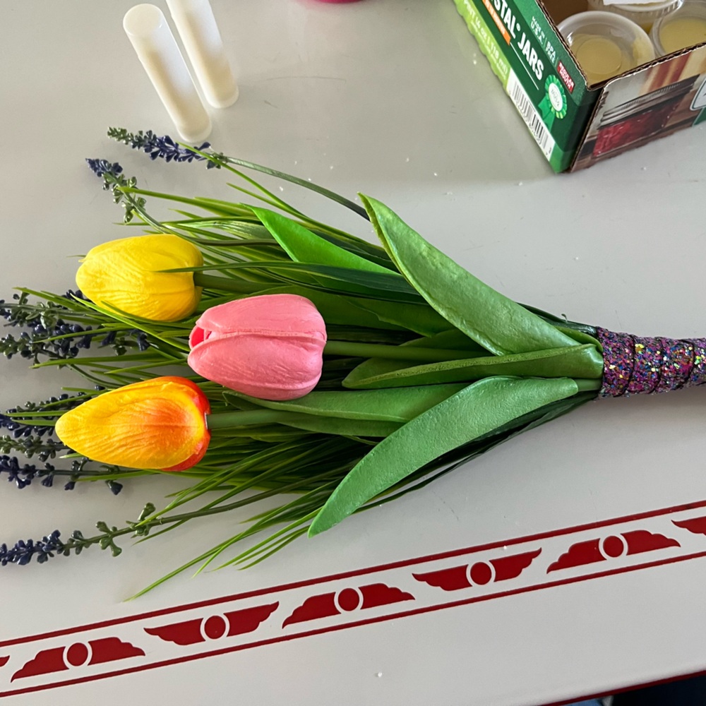 Handmade tulip bouquet